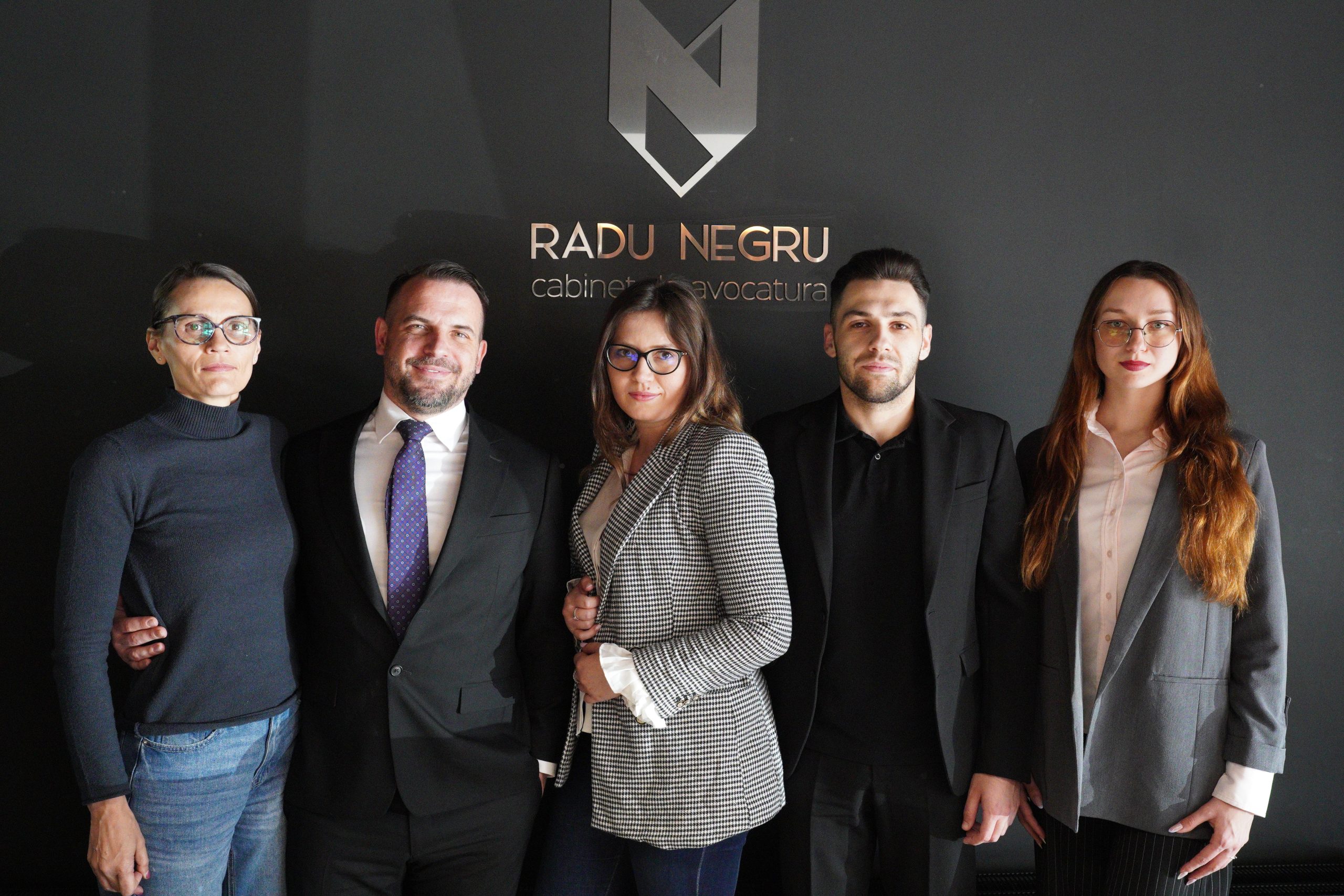 de-ce-sa-alegi-serviciile-avocat-radu-negru-oradea